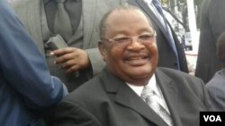 Munyori noona nezvemabasa mubato reZanu PF, Doctor Obert Mpofu.