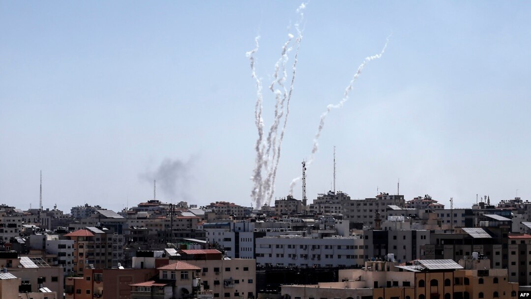 Suasana di Jalur Gaza saat misil ditembakkan ke arah Israel, 4 Mei 2019. (Foto: dok).