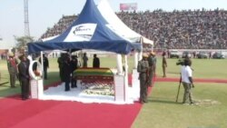 Le corps de Mugabe arrive au stade mythique de Rufaro