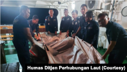 Serpihan pesawat Sriwijaya Air pasca hilang kontak setelah lepas landas. (Foto: Courtesy/Humas Ditjen Perhubungan Laut)