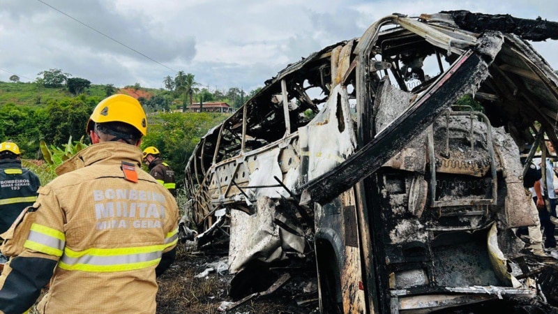 37 people die in crash between bus, truck in Brazil