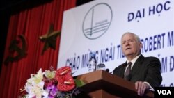 El secretario de Defensa, Robert Gates, agregó una escala en Corea del Sur durante su próximo viaje a Asia.