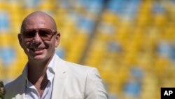 Pitbull dijo que Donald Trump desconoce el poder de la comunidad hispana en Estados Unidos.