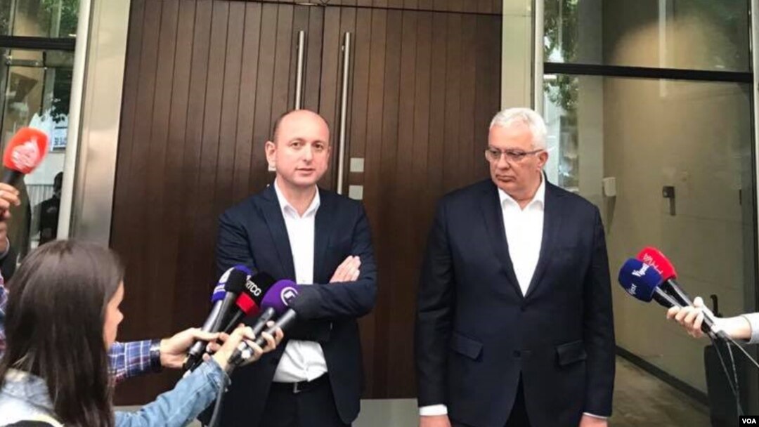 Lideri Demokratskog fronta Milan Knežević (L) i Andrija Mandić (Foto: Glas Amerike)