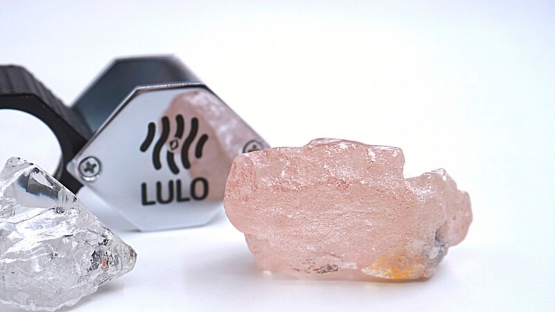 Huge Pink Diamond Discovered in Angola 