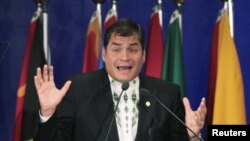 El presidente Rafael Correa lidera las encuestas y podría presentarse como candidato para la reelección.