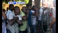 VOA60 DUNIYA:Yan Kasar Haiti Suna Fuskantar Kora Daga Domincan Republic, Yuni 17, 2015