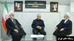 «شورای موقت رهبری» جمهوری اسلامی | از راست علیرضا اعرافی، مسعود پزشکیان و غلامحسین محسنی اژه‌ای