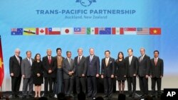 El tratado de comercio TPP se firmó en febrero de 2016 entre 13 países incluído Estados Unidos, pero encontró fuerte oposición de los republicanos en el Congreso. 