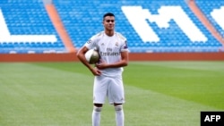 Reinier lors de sa présentation au Santiago Bernabeu, Espagne, le 18 février 2020. (REUTERS/Juan Medina)