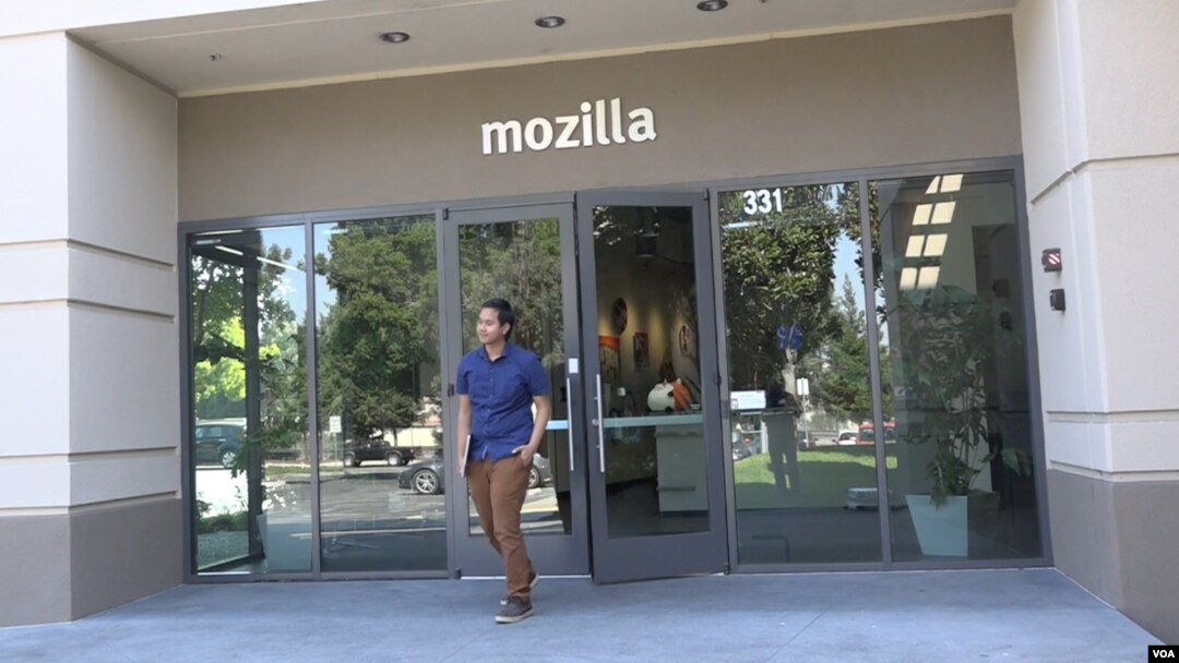 Mahasiswa UI, Farishki Vidyan magang selama tiga bulan di perusahaan teknologi Mozilla di Silicon Valley, CA (VOA/Vina). 