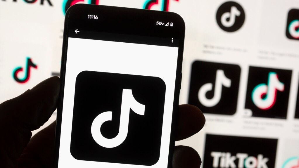 US Orders Agencies to Remove TikTok from all Government Devices