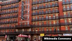 Hotel Chelsea di New York yang dibangun tahun 1884 (foto: ilustrasi). 