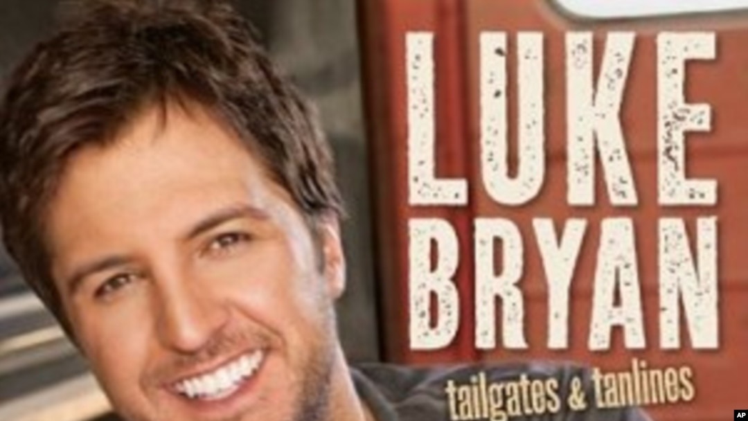 Luke Bryan Sees Quick Success With 'Tailgates and Tanlines'