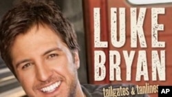 Luke Bryan Sees Quick Success With 'Tailgates and Tanlines'