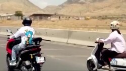 ایران، زنان موتورسوار و حکومتی که مانع می‌تراشد