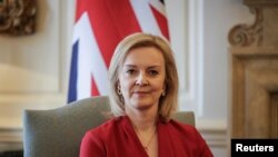 Menteri Luar Negeri Inggris Liz Truss pada Selasa (6/9) dijadwalkan ditetapkan sebagai perdana menteri baru Inggris menggantikan Boris Johnson. (Foto: via Reuters)