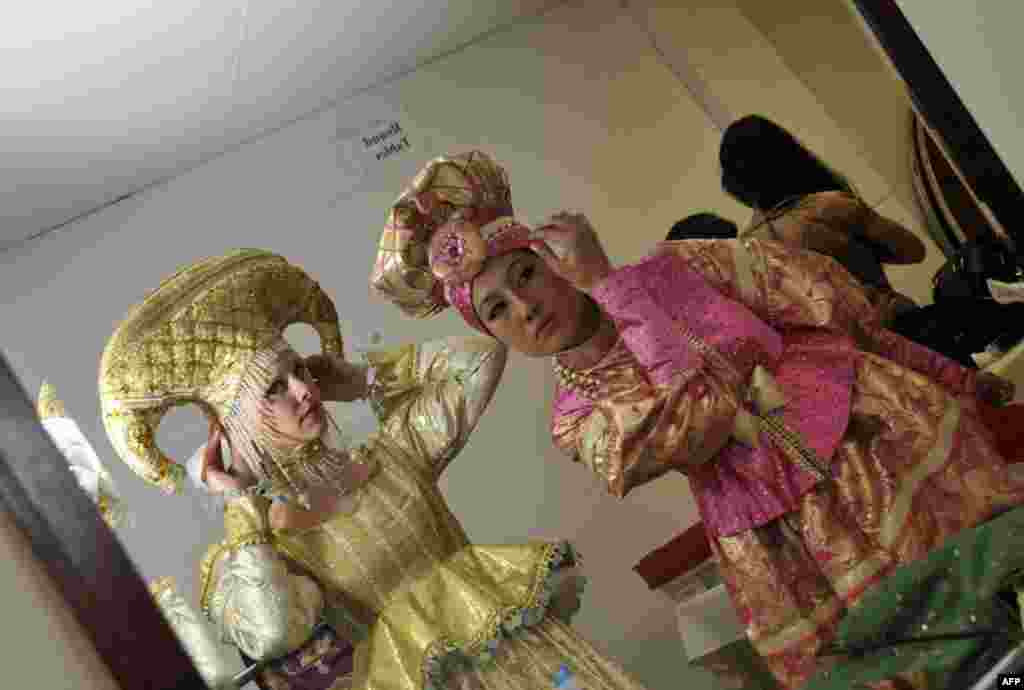 «Девчонки, ваш выход…»