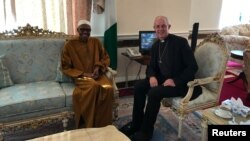 Umushumba w'itorere ry'Abangilikani Justin Welby ari kumwe na Perezida Muhammadu Buhari mu Bwongereza