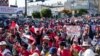 Perú empieza a sentir escasez de productos y combustibles por los bloqueos de las protestas