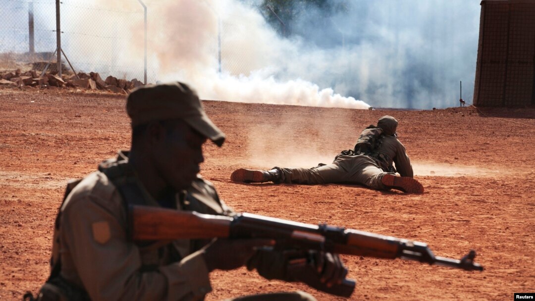 Tentara Mali dalam pelatihan di Koulikoro, Februari 2014.