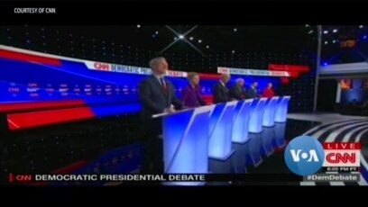 Voa英语视频 民主党竞选人爱奥华州辩论外交政策引冲突