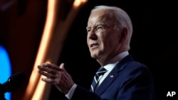 El presidente Joe Biden habla sobre el clima en el Bloomberg Global Business Forum, en Nueva York, el martes 24 de septiembre de 2024. 