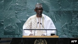 Le ministre malien des Affaires étrangères Abdoulaye Diop s'adresse à la 78e Assemblée générale des Nations Unies au siège de l'ONU à New York, le 23 septembre 2023.