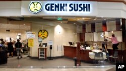 10 restaurantes de la cadena Genki Sushi en Oahu y uno en Kauai fueron cerrados.