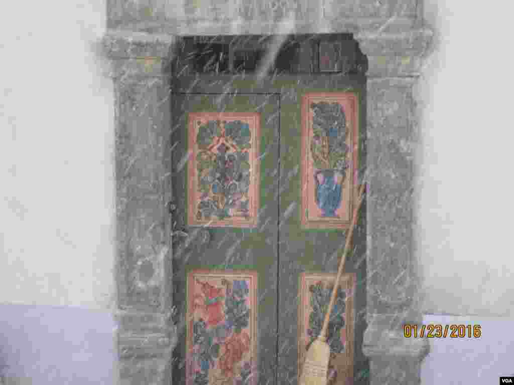زندگی در این خانه در جریانست &nbsp;