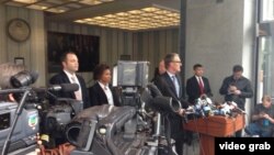 美國聯邦調查局1月6號在舊金山舉行記者會，宣布嫌疑人馮嚴豐被捕。