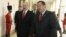 Los presidentes de Bielorrusia, Alexander Lukashenko (izquierda) y de Venezuela, Hugo Chávez, en el Palacio de Miraflores, en marzo de 2010.
