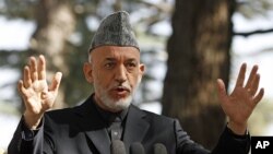 Presiden Afghanistan Hamid Karzai dalam sebuah jumpa pers di Kabul (Foto: dok).