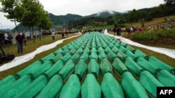 Srebrenitsa’da Boşnak Soykırımından Hollanda Sorumlu