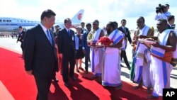 Presiden China, Xi Jinping tiba di Chennai, India, Jumat, 11 Oktober 2019. (Foto: Kemenlu India via AP)