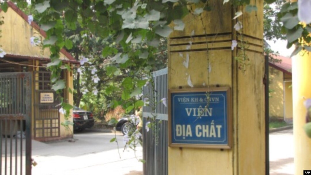 Việt Nam lâu nay mới chỉ tập trung vào các công việc lý thuyết và trong phòng thí nghiệm về đất hiếm.