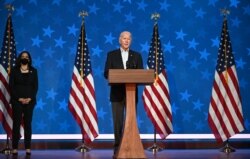 미국 민주당 대선후보인 조 바이든 전 부통령이 5일 델라웨어주 윌밍턴에서 개표 상황 등에 관한 입장을 밝혔다.
