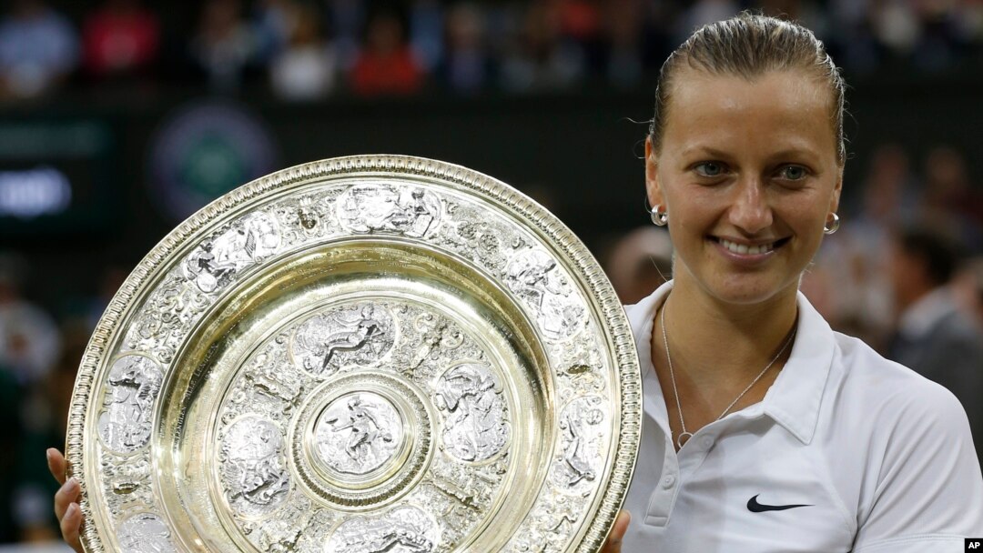 Petra Kvitova, juara tunggal putri Wimbledon 2014.