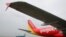 Vietjet đã nhanh chóng chính thức lên tiếng xin lỗi, và đã gở bỏ cái tweet ngay, biện luận rằng lãnh đạo cao cấp không hề biết điều này. Nhưng phe bảo hoàng Thái cho rằng lời xin lỗi thôi không đủ. 