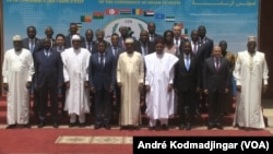 Les Chefs d'Etat et de gouvernement de la Cen-Sad à N'Djamena, le 13 avril 2019. (VOA/André Kodmadjingar)