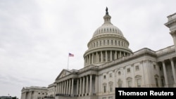 Обидві палати Конгресу США - Сенат та Палата представників мають домовитись щодо фінансування бюджету до кінця тижня, щоб уникнути "шатдауну" уряду