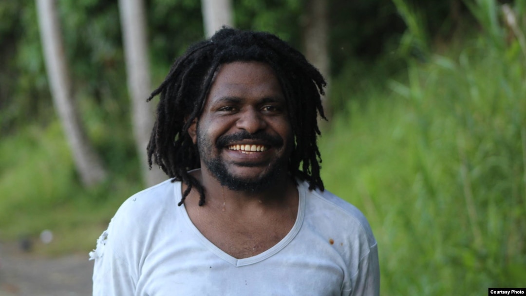 Arnold Belau, Pemimpin Redaksi suarapapua.com. (Foto: Courtesy)