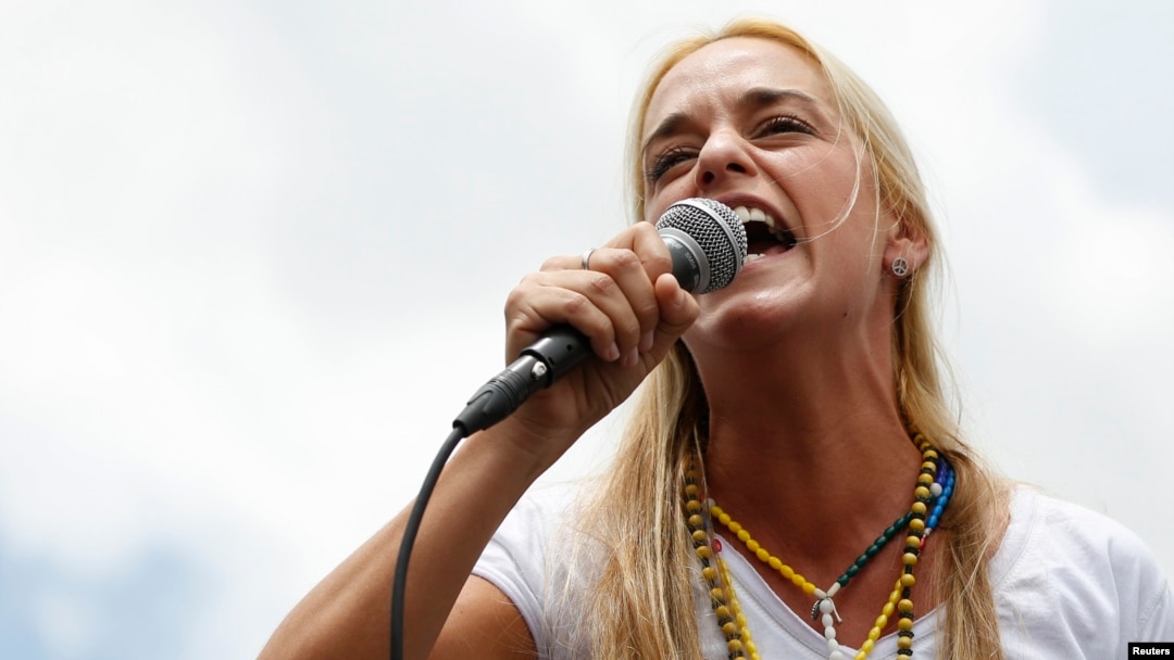 Lilian Tintori, isteri pemimpin demonstrasi anti pemerintah Leopoldo Lopez menyerukan pembebasan suaminya (foto: dok).