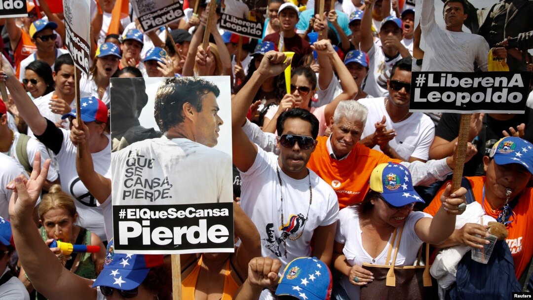 El líder opositor Leopoldo López prometió a sus seguidores que no dejará de luchar por Venezuela.