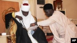 Sabon Sarkin Bauchi, mai martaba Muhammad Rilwanu Sulaiman, yana ganawa da dan'uwansa Muhammad Nasiru Sulaiman