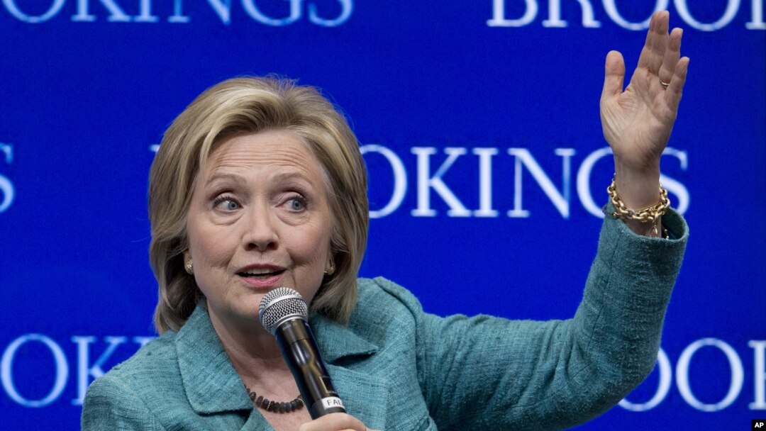 Kandidat calon presiden dari Partai Demokrat, Hillary Rodham Clinton berbicara di Washington (9/9). (AP/Carolyn Kaster)
