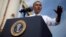 El presidente Barack Obama ofrece discurso en la sede de la compañía de construcción M.Luis Construction en Rockville, Maryland.
