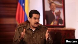 Nicolás Maduro, presidente encargado de Venezuela, acusó a EE.UU. de intentar desestabilizar su país. Luego ordenó suspender la comunicación entre ambas naciones.