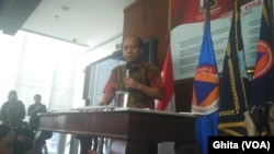 Kepala Pusat Data Informasi dan Humas BNPB Sutopo Purwo Nugroho dalam Jumpa Pers di Graha BNPB.Utan Kayu, Jakarta Timur, Selasa (2/10) menyampaikan Perkembangan Situasi Terkini Terkait Gempa Bumi dan Tsunami di Kota Palu, dan Kabupaten Donggala, Sulawesi 