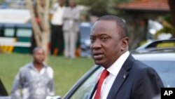 Calon presiden Kenya Uhuru Kenyatta di Nairobi, Kenya (Foto: dok). Pengadilan tinggi Kenya telah membuka jalan bagi Kenyata untuk ikut dalam pemilihan presiden bulan depan.